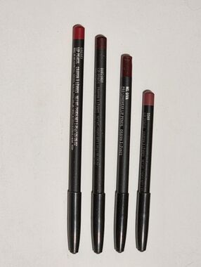Lot 4 - MAC Pro Longwear Lip Pencil - Cherry Burgundy Ms. Diva Soar Muave Red